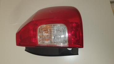 Heckleuchte rechts Dacia Logan 265502081R - Gebraucht