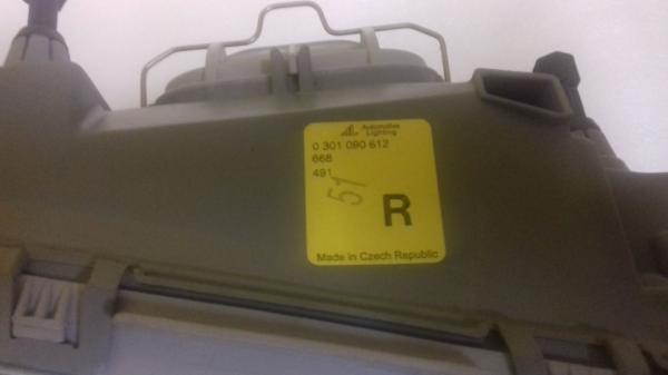 Mercedes Benz R129 Bosch Hauptscheinwerfer rechts 0301090612 Linksverkehr / NEU!