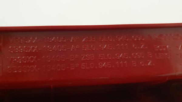 Original SKODA Yeti '10-'13 Schlussleuchte ohne Lampenträger links 5L0945111 - Neu!