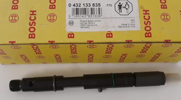 Düsenstock Original Bosch 0432133835 - VW Passat ; Audi A4, A6, A8