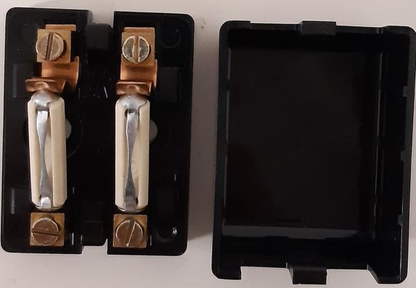 Sicherungsdose Bosch 0986354003